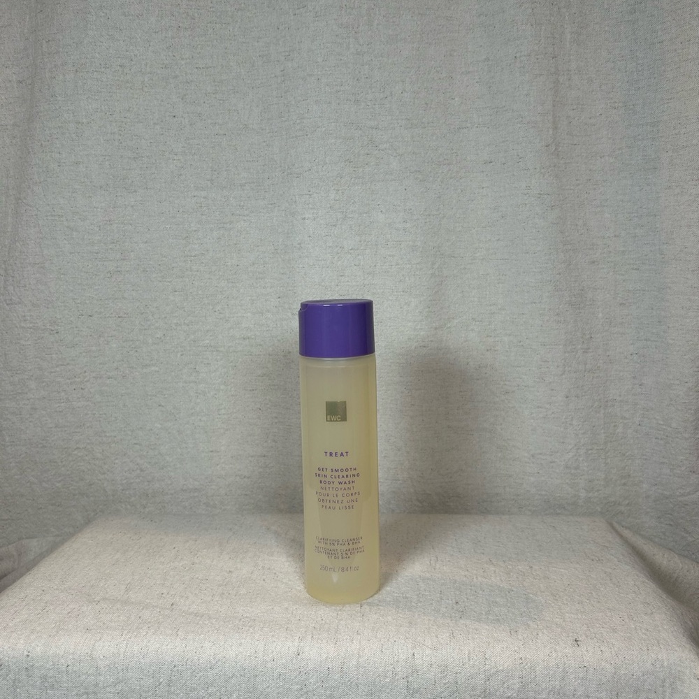 Treat Hydrating Body Wash with Purple Cap — Gentle Daily Cleanser